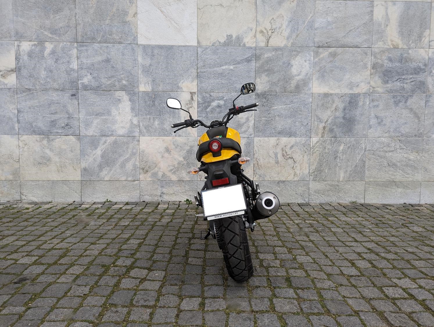 YAMAHA XSR125