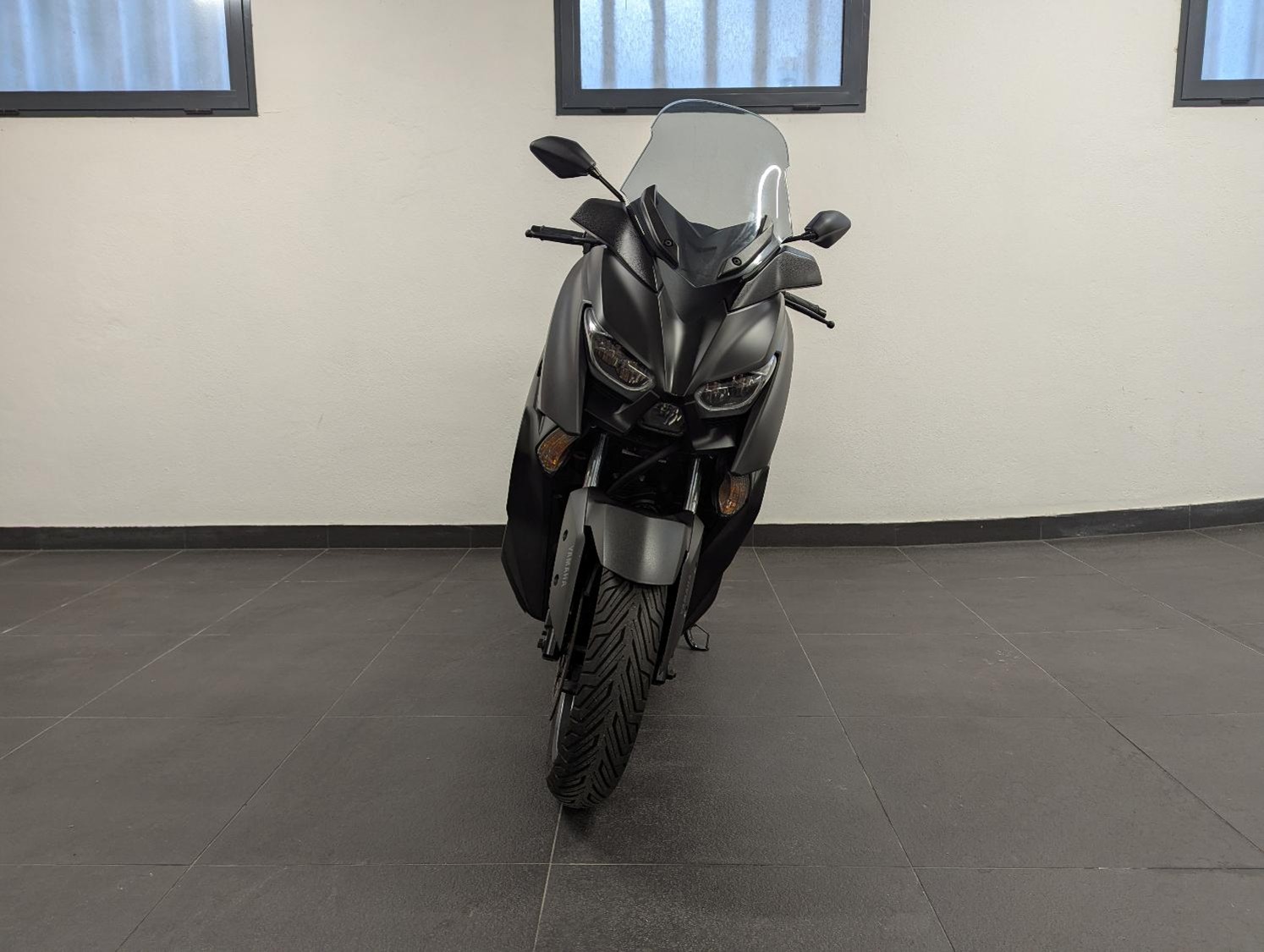 YAMAHA XMAX300