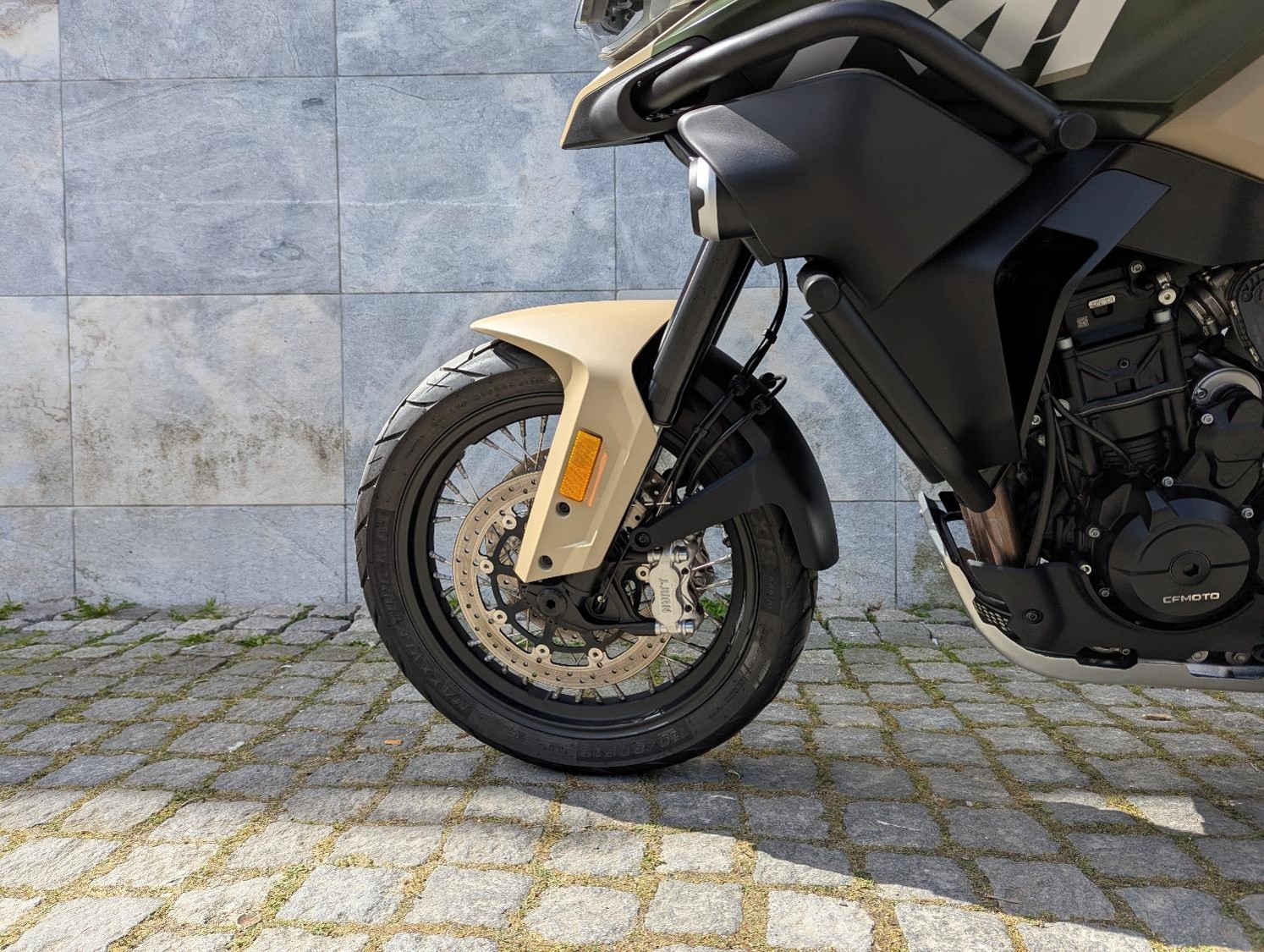CFMOTO 800MT