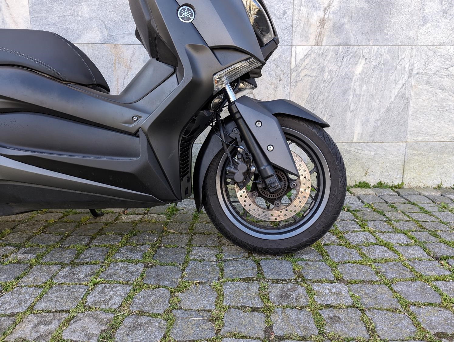 YAMAHA XMAX 300