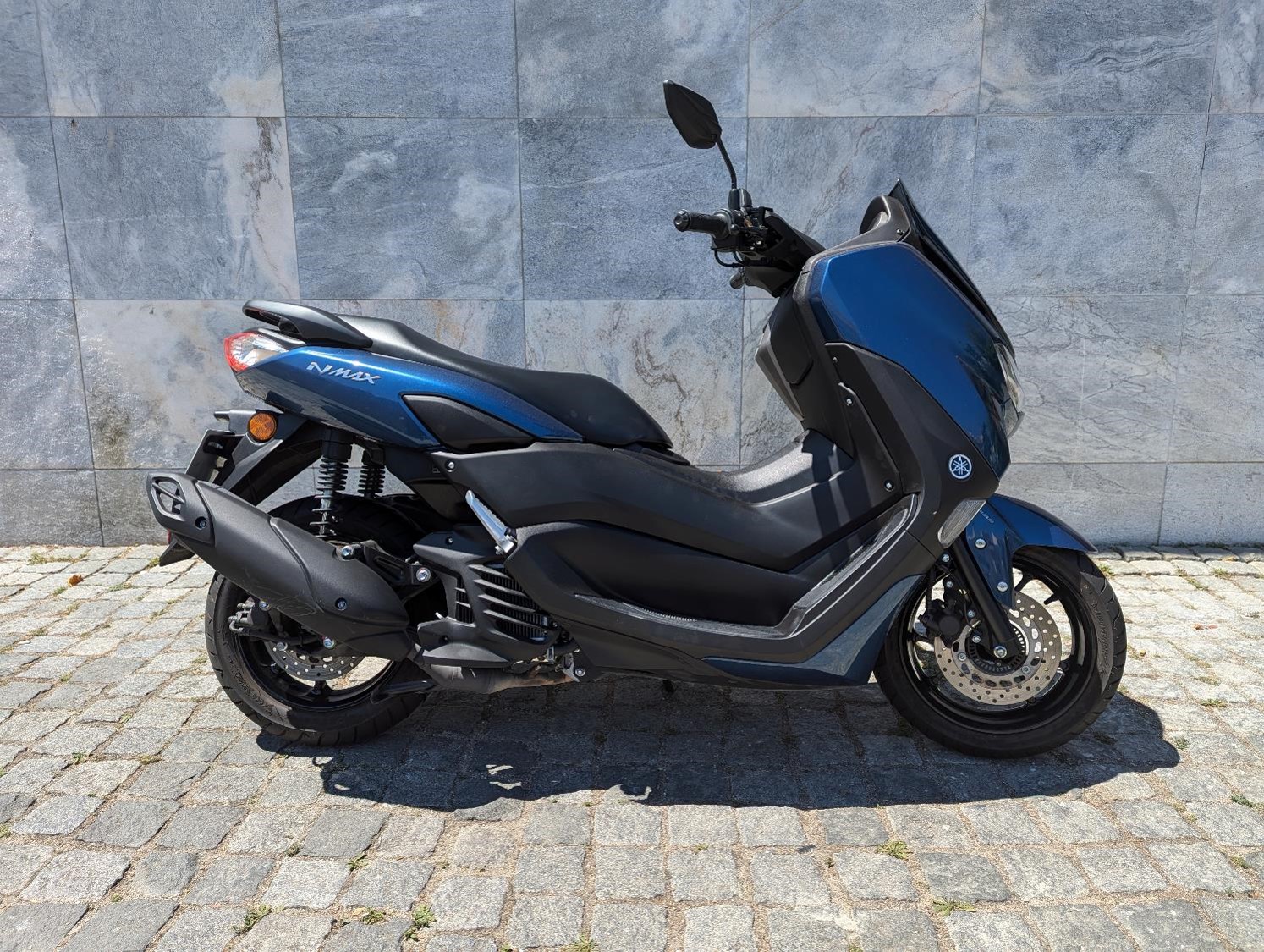 YAMAHA NMAX125