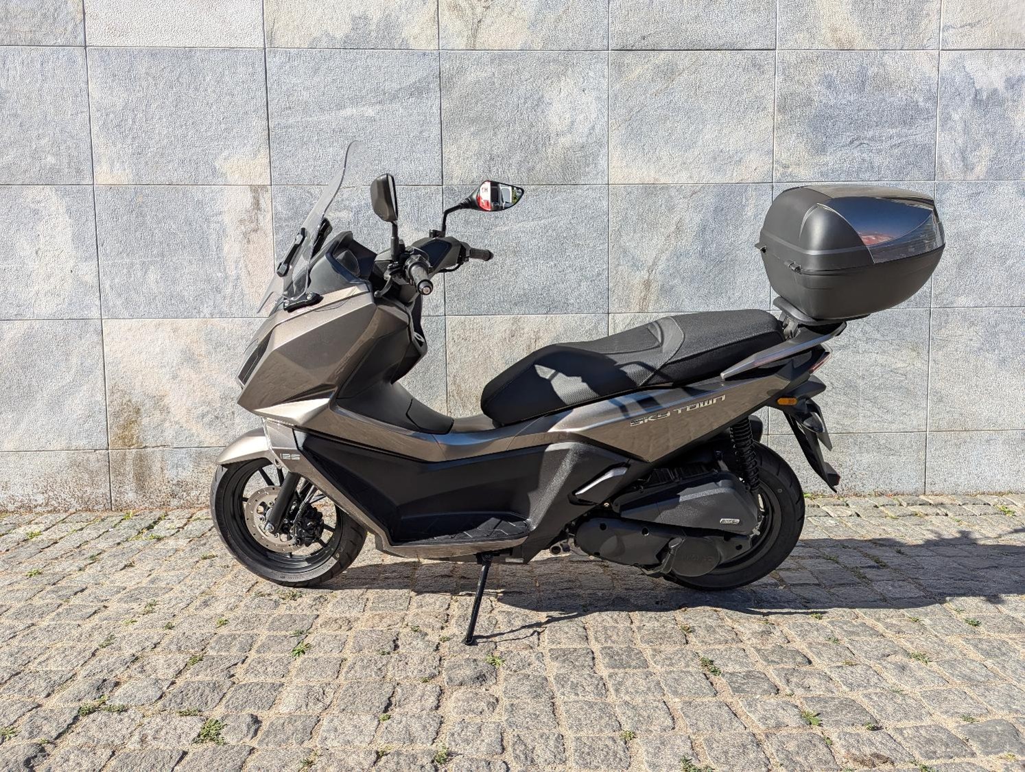 KYMCO SKYTOWN 125 – Moto de Serviço