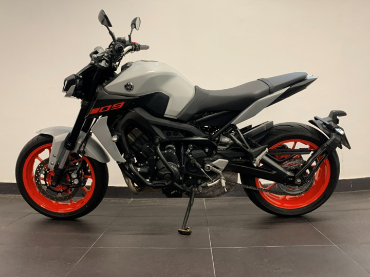 YAMAHA MT-09 2019