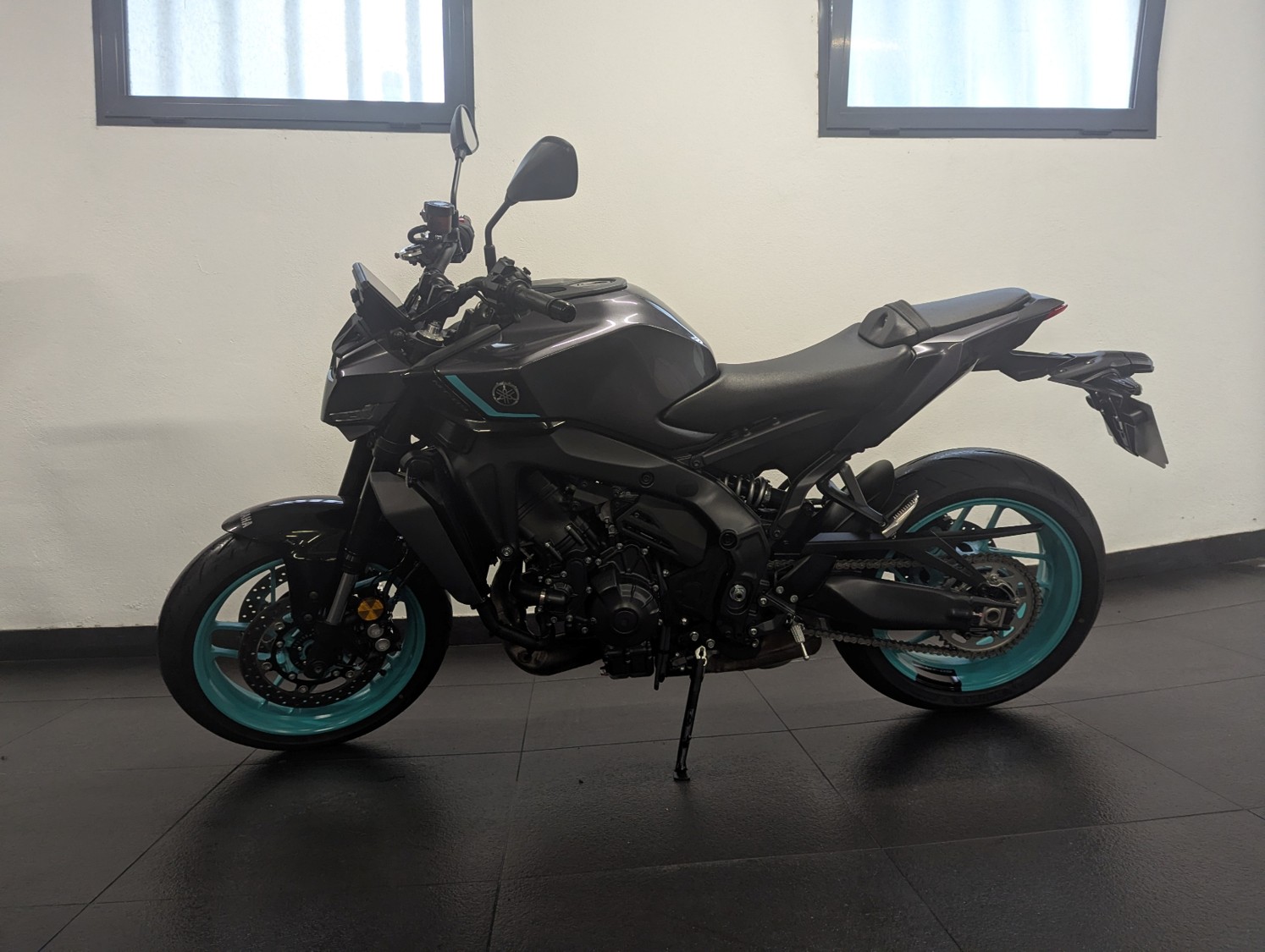YAMAHA MT-09 Y-AMT – Moto de Serviço