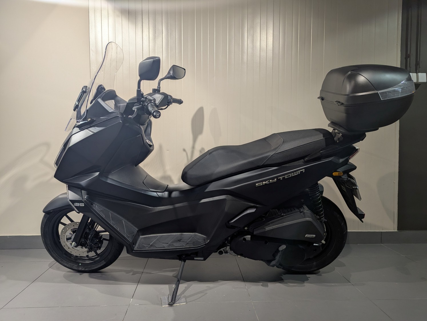 KYMCO SKYTOWN 125 – Moto de Serviço